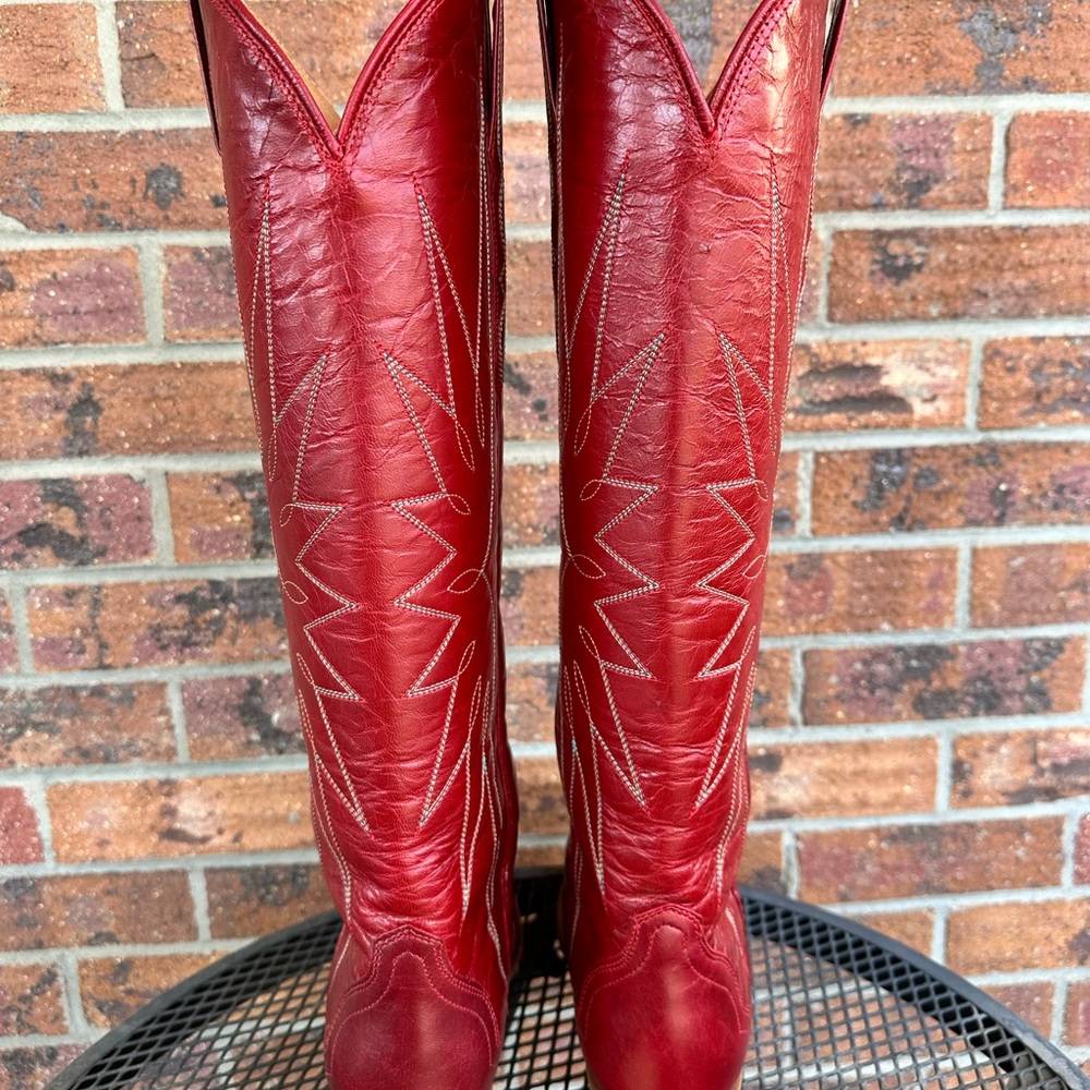 Tecovas Ruby Loretta - 7.5 - image 5